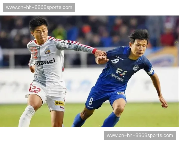 九州之巅的博弈：当长崎航海的浪漫遇上福冈黄蜂的铁血